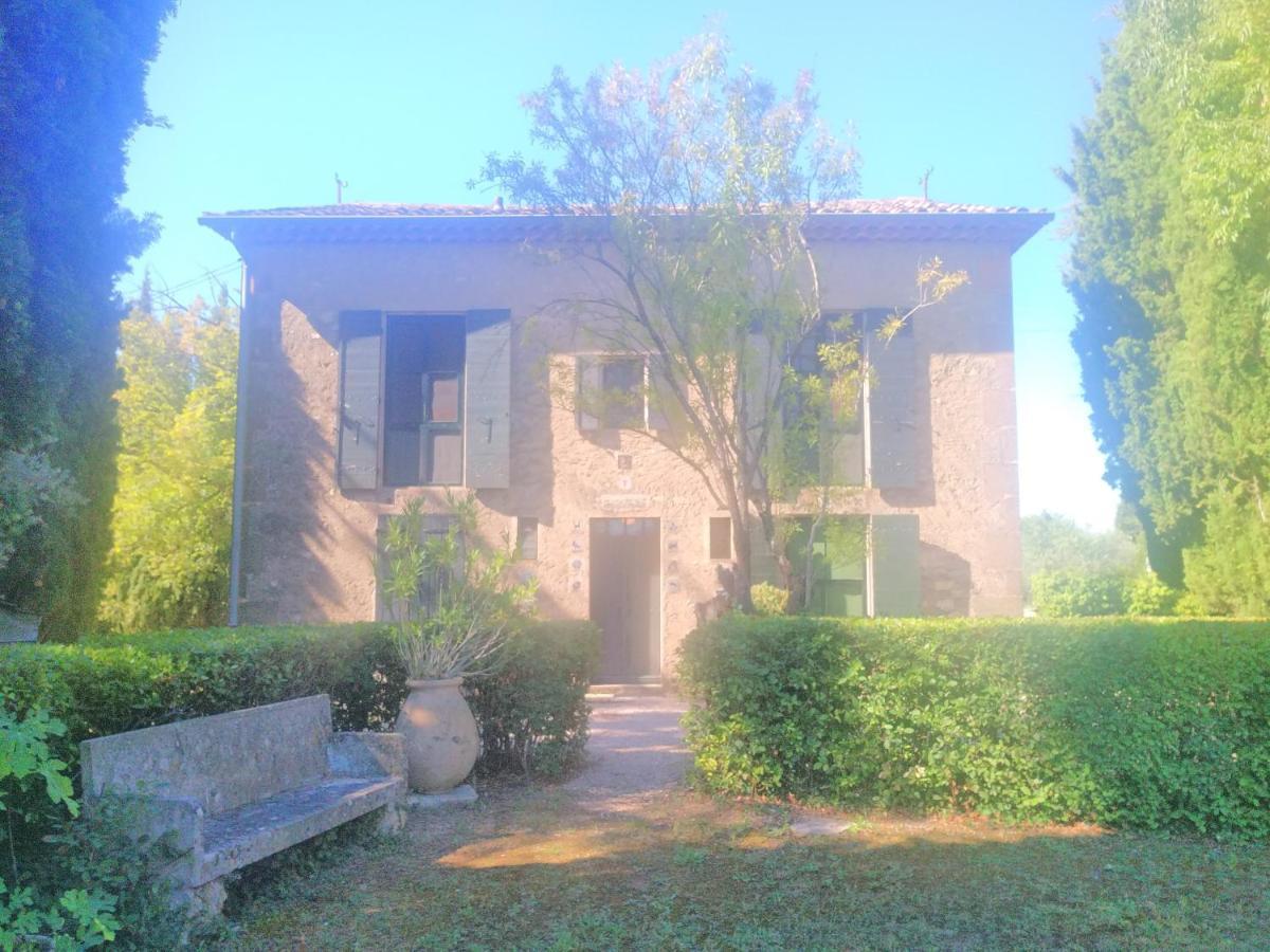 Domaine De Casteuse Appartement Les Vignes Lourmarin Exterior photo