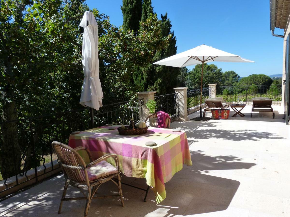 Domaine De Casteuse Appartement Les Vignes Lourmarin Exterior photo